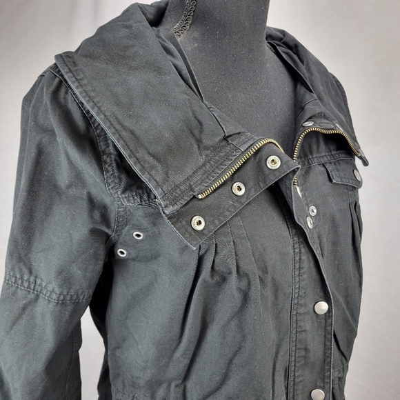 H&M Stylish Black Hooded Jacket SIZE medium - Picture 3 of 8